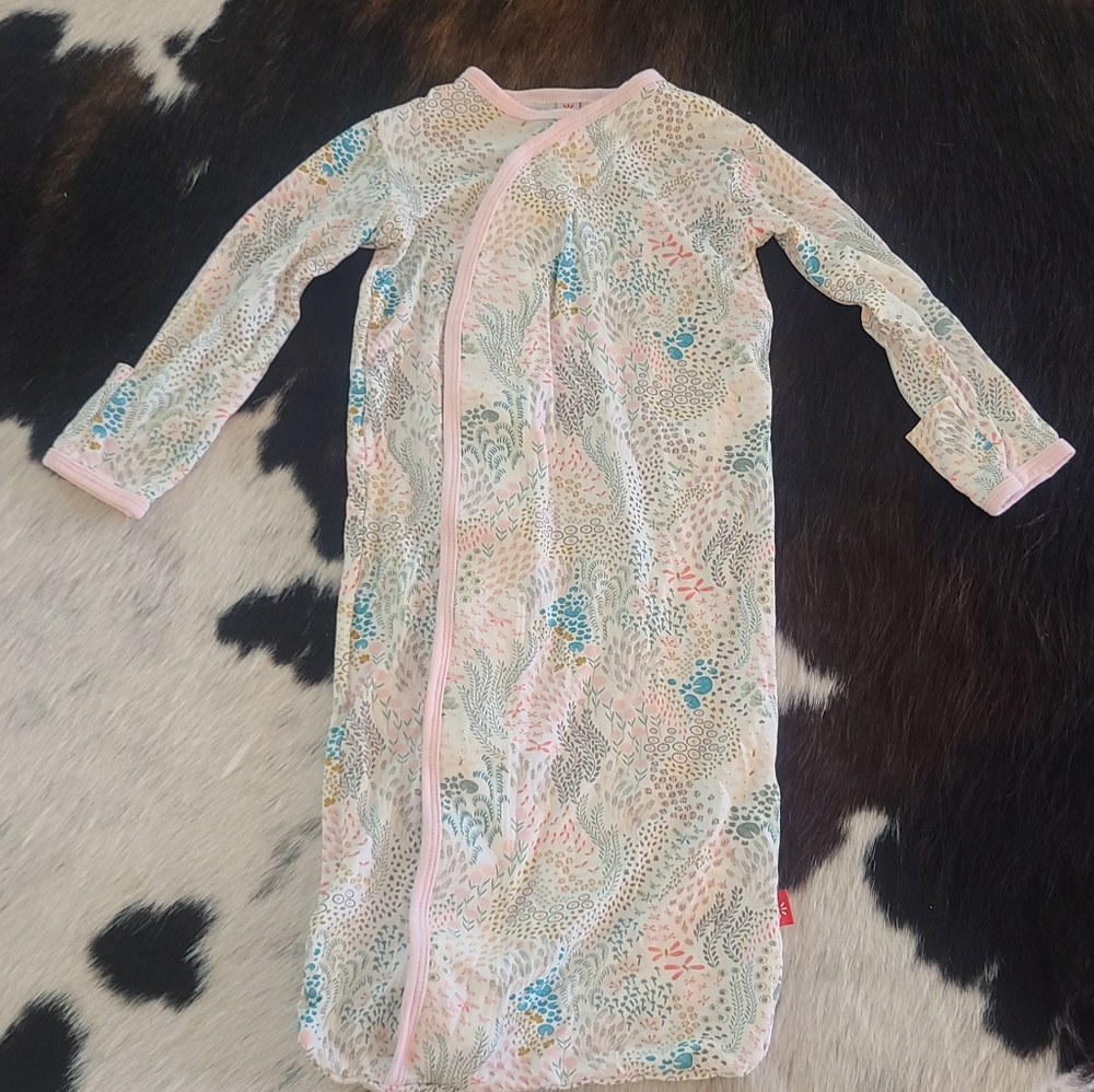 Magnetic Me Gown (Newborn-3months)